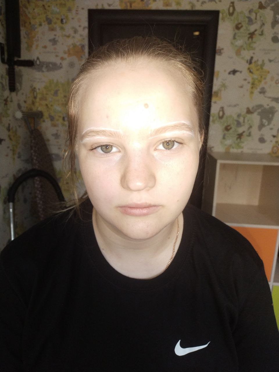 Да там итак волосков мало....