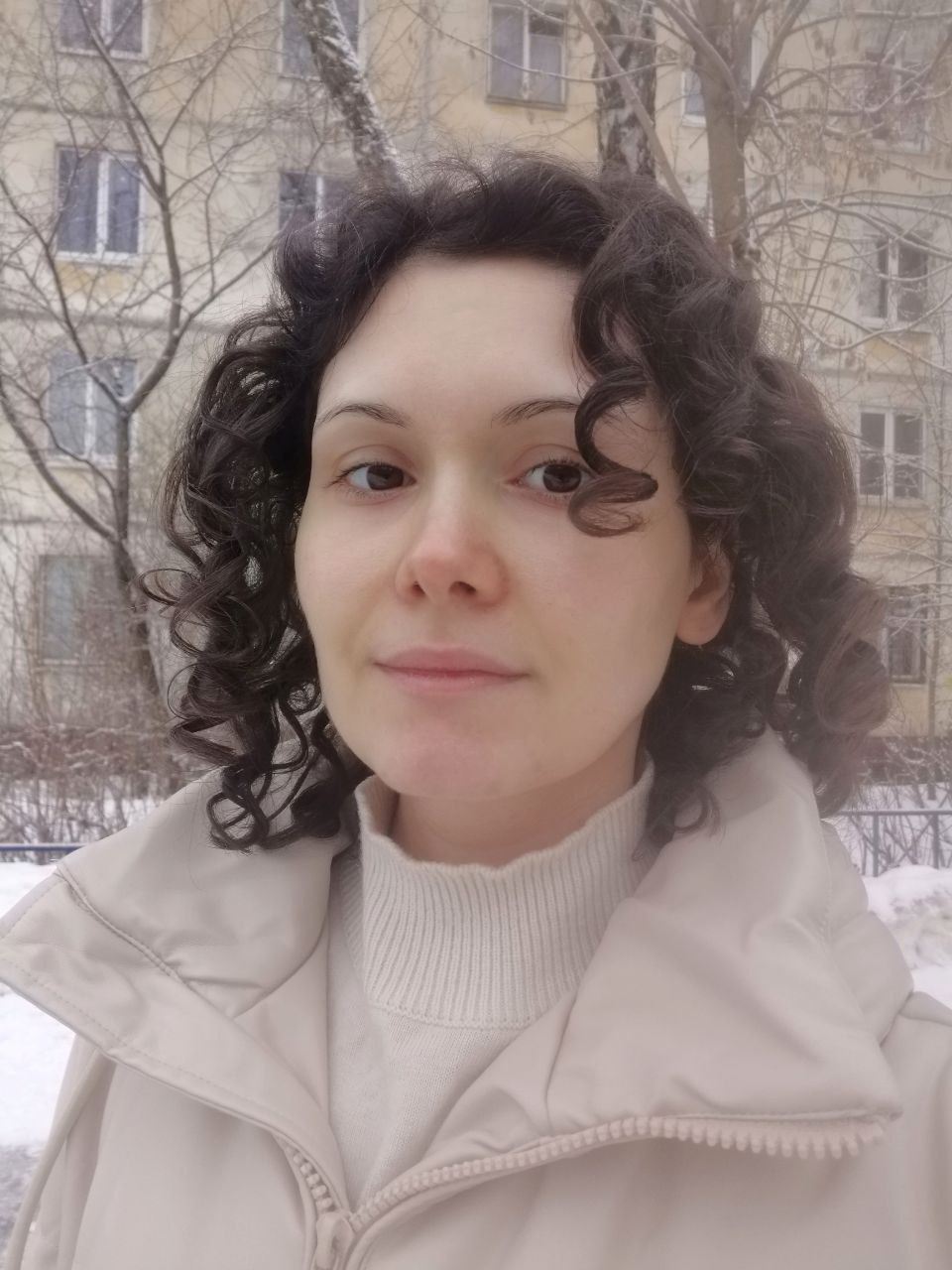 Все, я психанула   заказала повязку на вб, но она как-то бесконечно едет со склада в Краснодаре. Полчаса...