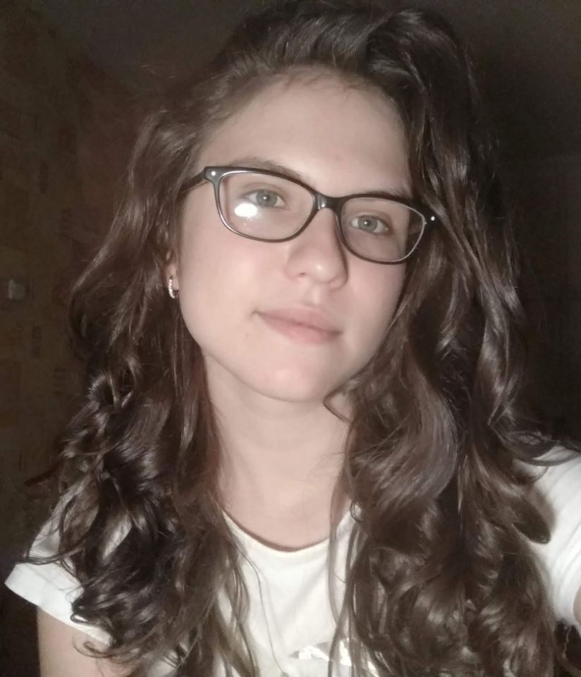 У меня тоже были достаточно длинные, когда я им пользовалась :)
Ну и я не советую целый пакетик только...
