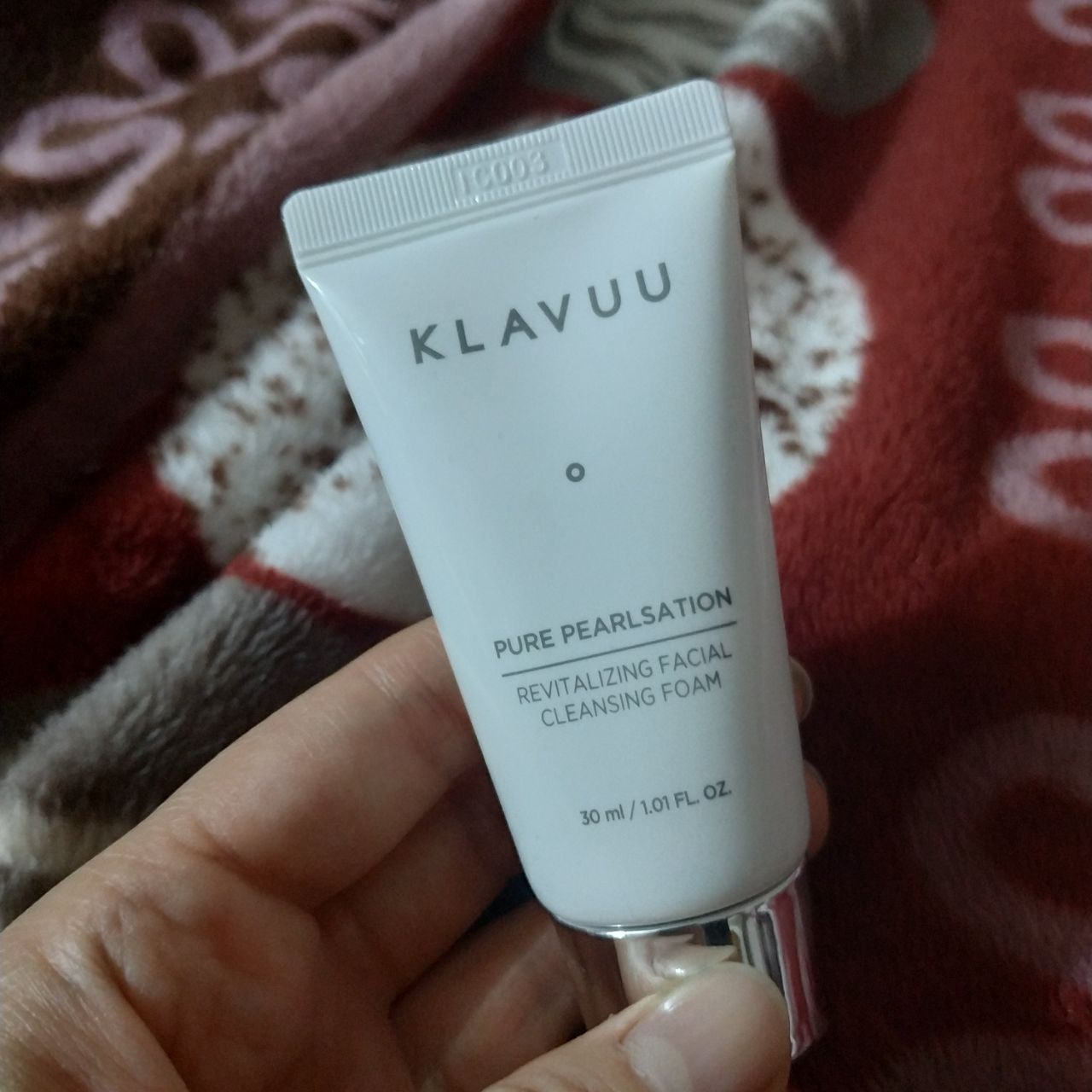 
Klavuu pure pearlsation revitalizing facial cleansing foam
Очень мягкая умывалка, мизерный расход, хорошо...
