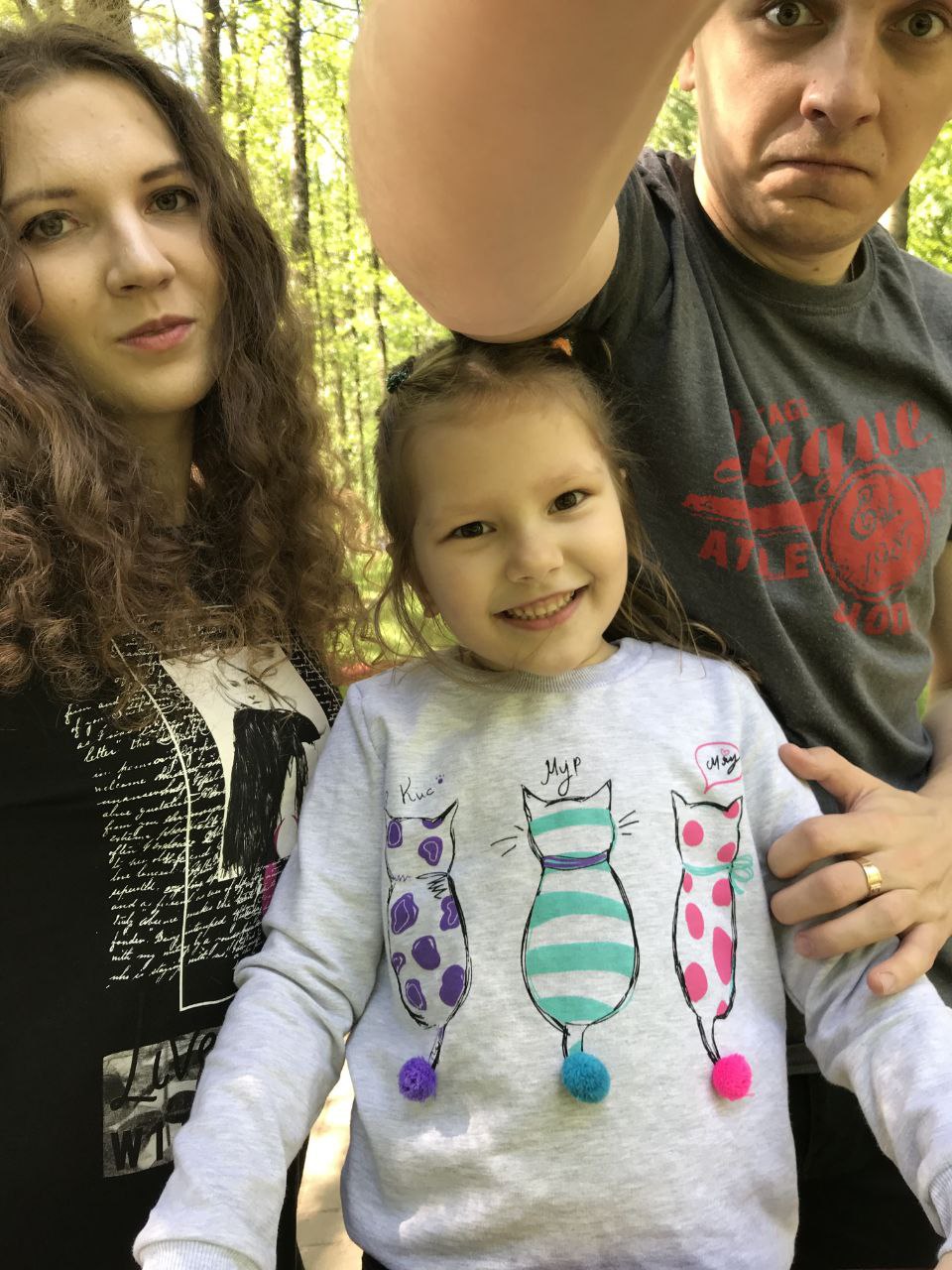 Спасибо. Я ещё пилинг заказала, попробую с ним. А то мне только hs помогал убрать, я раз в неделю его...