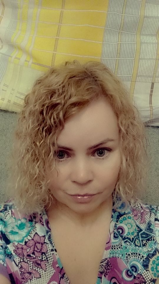 Добрый вечер. Помогите пожалуйста. Сделала биозавивку, а укладывать не получается. Что то я делаю не...
