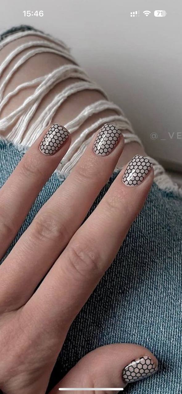 Девочки подскажите пластину для стемпинга с таким рисунком...