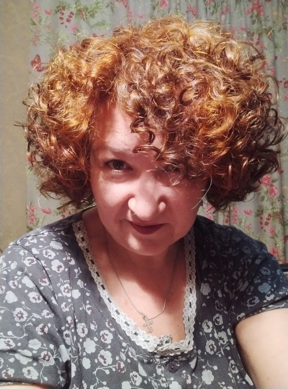 С моей точки зрения, ваш пух вполне себе естественно выглядит. Ничего страшного и, уж тем более, ужасного,...