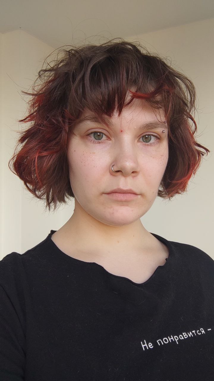 Я сейчас каждый день выгляжу, как чей-нибудь bad hair day, наверное. Но я сама в восторге) Очень функциональная...