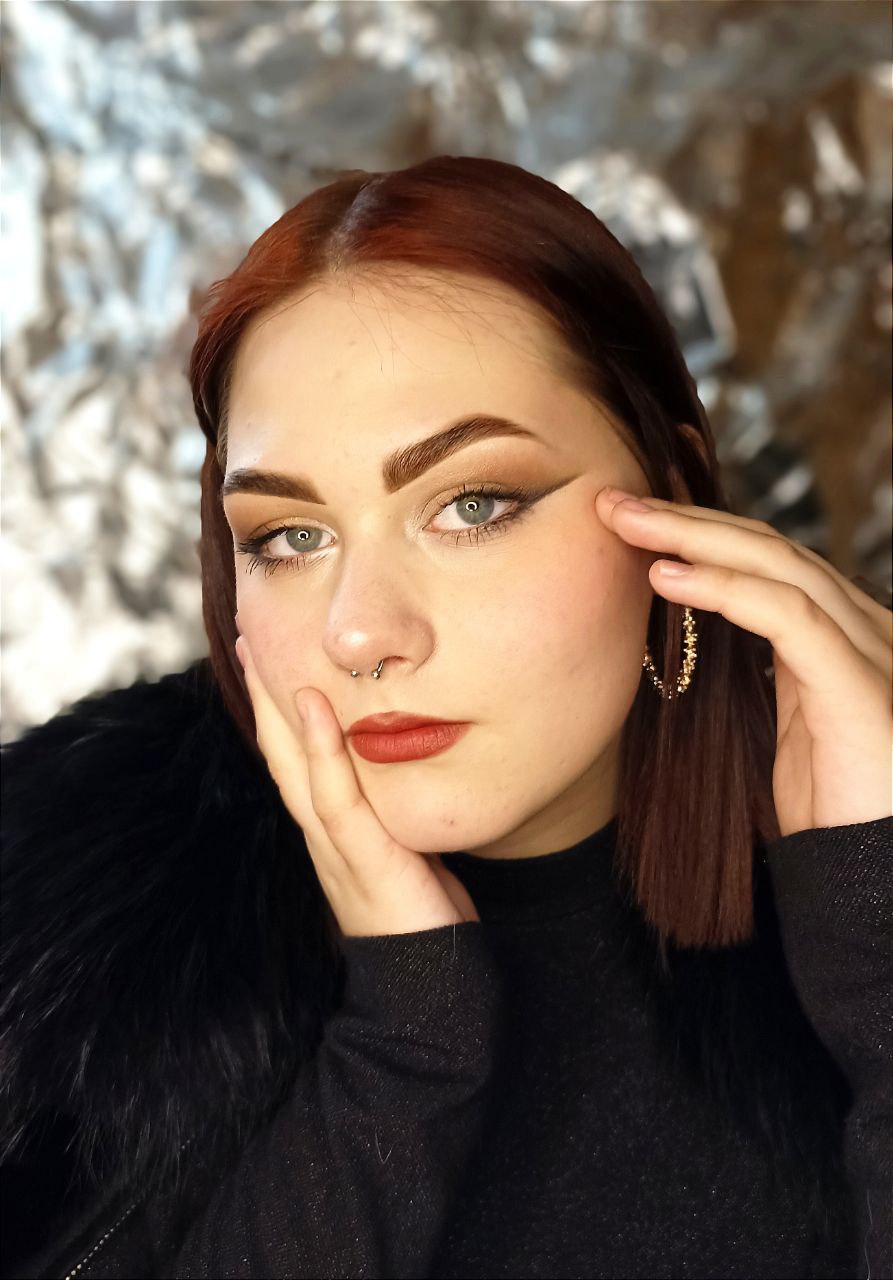 А его оттуда можно как нибудь скачать? 
Я просто не шарю   ...