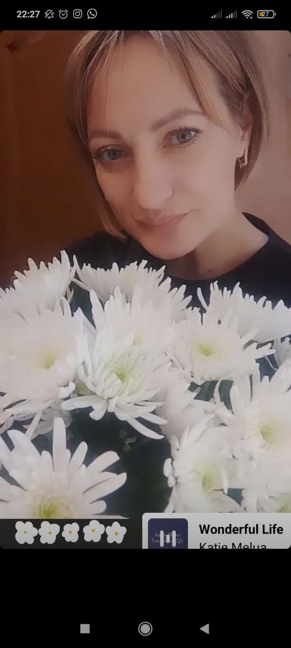 Девочки, пожалуйста, помогите с миксом по бронсан 
Завтра клиентка эта придёт
Пожалуйста...